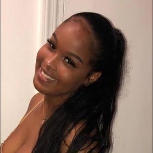 Meet your Posher, Lizzie